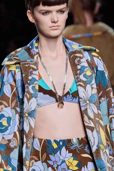 Look 108